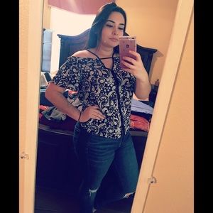 Meet your Posher, Carolina